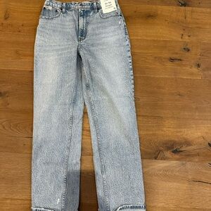 Abercrombie 90’s high raise straight size 26